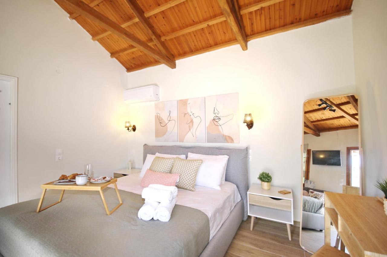 Dafnes Hotel Skopelos Town Exterior photo